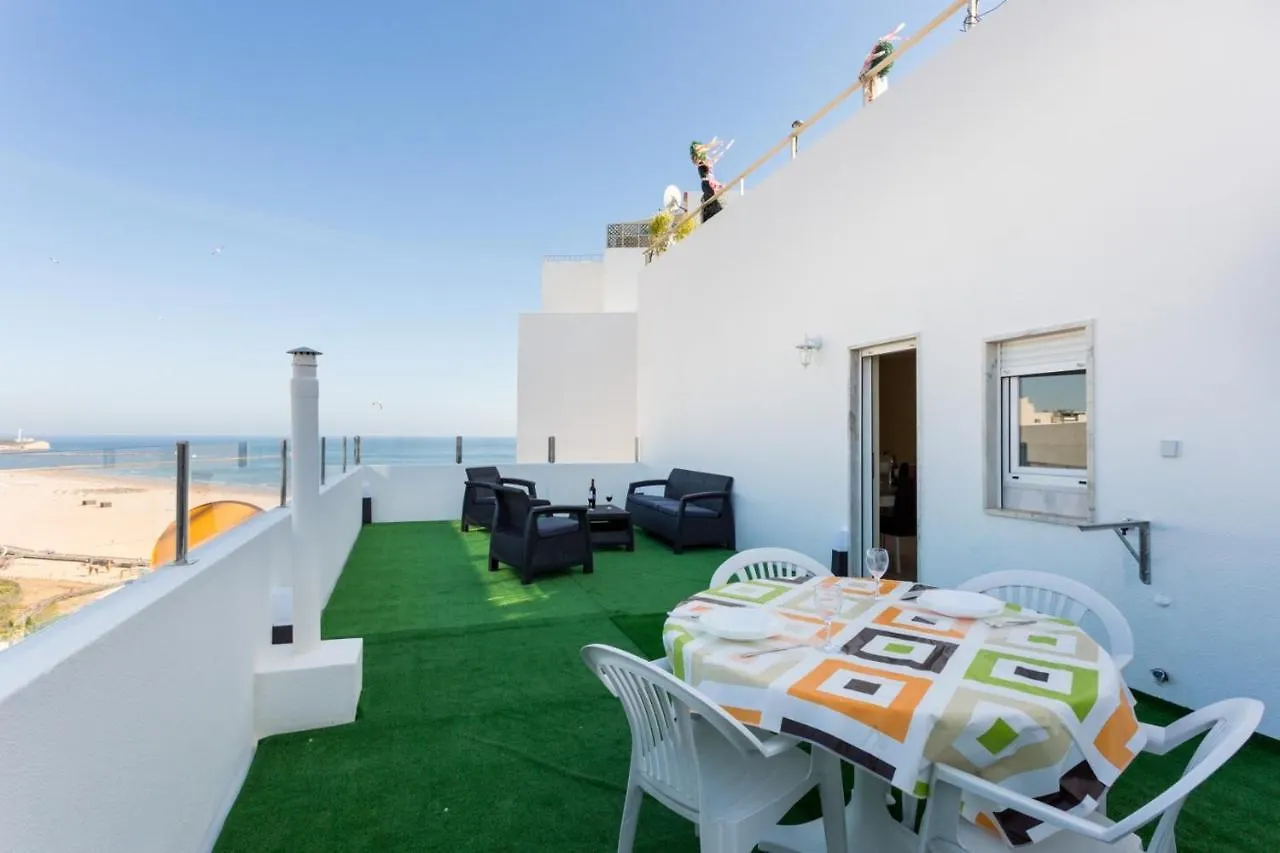Elegant Apartment With Sea View In Portimao 100 M² Air Conditioned Portugal
